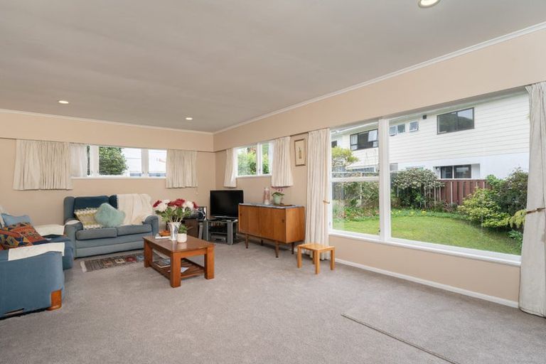 Photo of property in 115 Oriel Avenue, Tawa, Wellington, 5028
