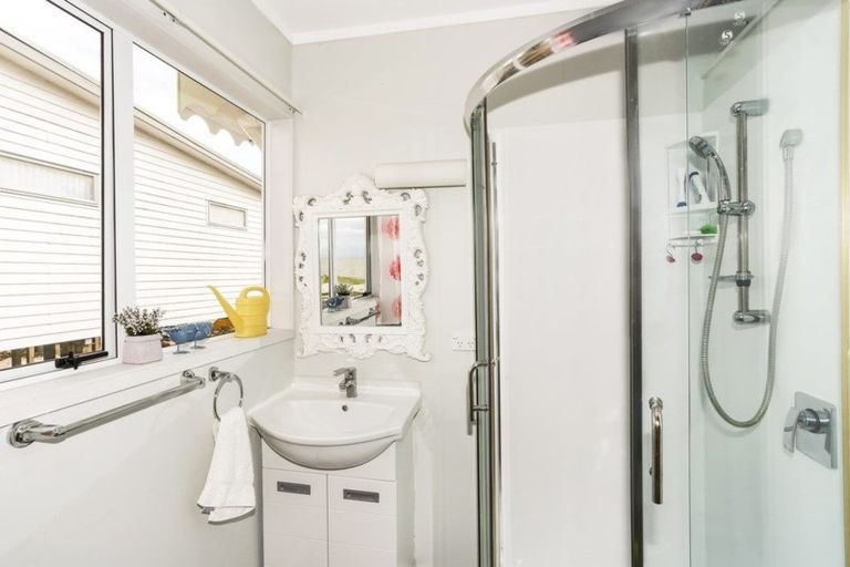 Photo of property in 875 East Coast Road, Kaiaua, Pokeno, 2473