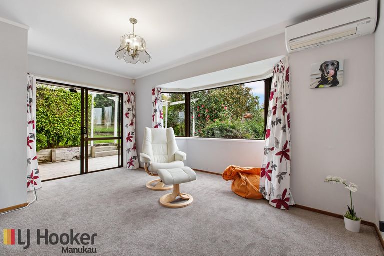 Photo of property in 1/52 Haseler Crescent, Howick, Auckland, 2014
