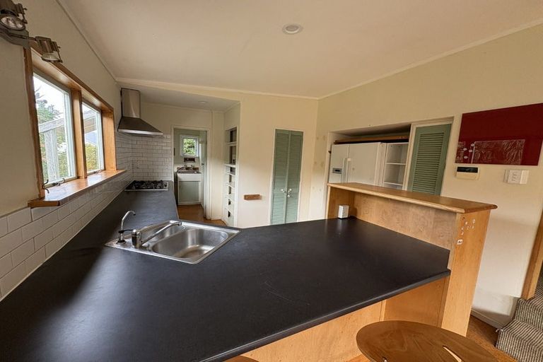 Photo of property in 14 Karamu Street, Ngaio, Wellington, 6035