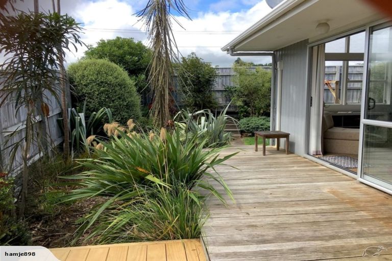 Photo of property in 34 Birdwood Avenue, Moturoa, New Plymouth, 4310
