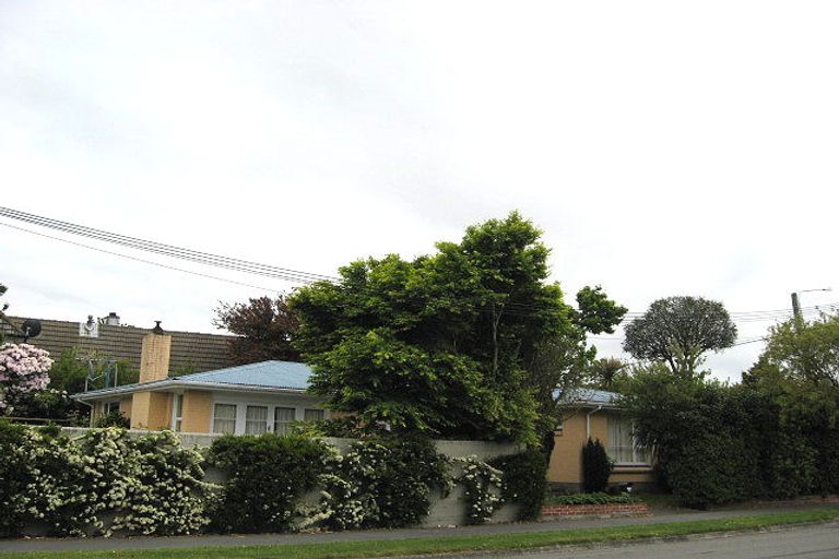 Photo of property in 63 Sevenoaks Drive, Bryndwr, Christchurch, 8053