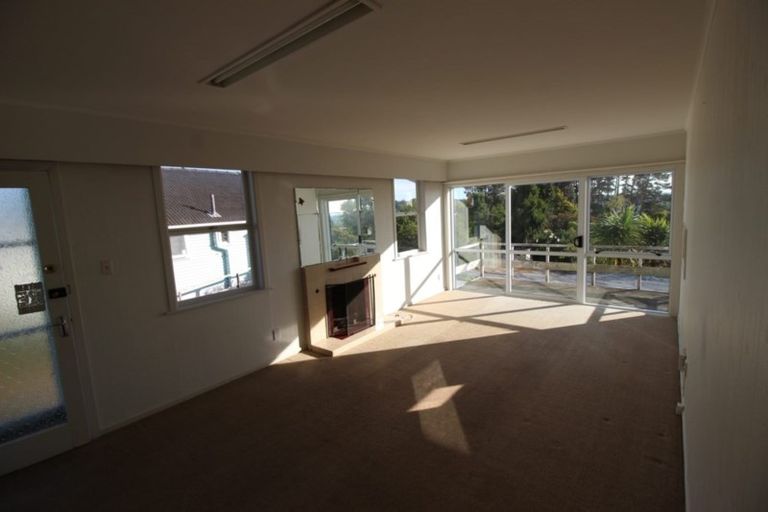 Photo of property in 30 Ranui Avenue, Ranui, Auckland, 0612