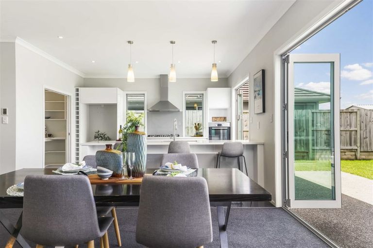 Photo of property in 18 Miranda Place, Flagstaff, Hamilton, 3210