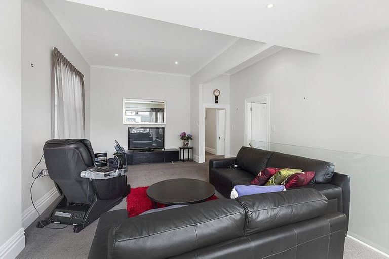 Photo of property in 100 Ellice Street, Mount Victoria, Wellington, 6011