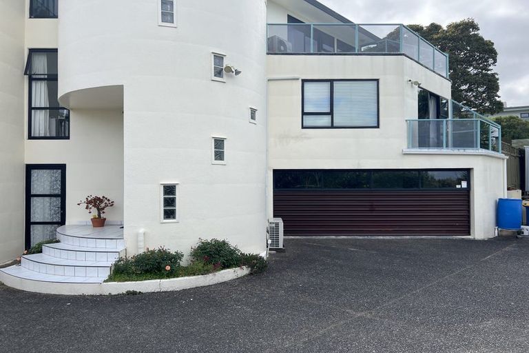 Photo of property in 1/94 Jutland Road, Hauraki, Auckland, 0622