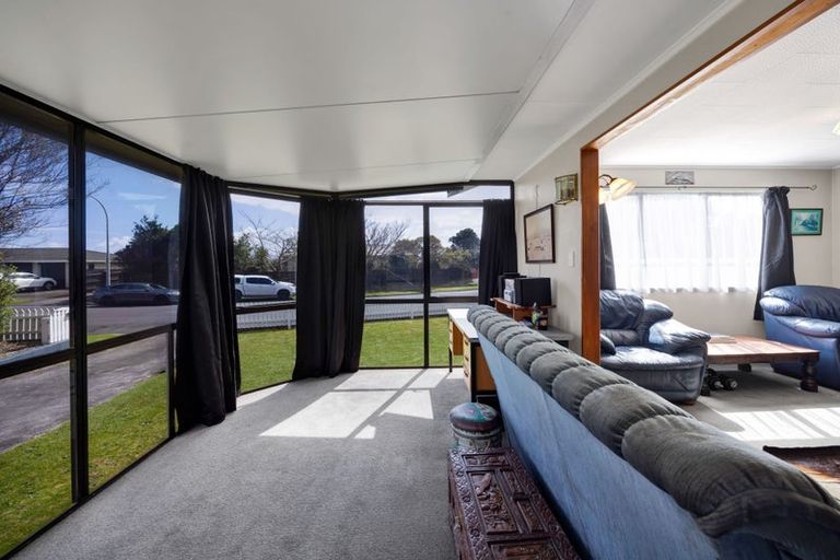 Photo of property in 6 Sunnyvale Street, Bell Block, New Plymouth, 4312