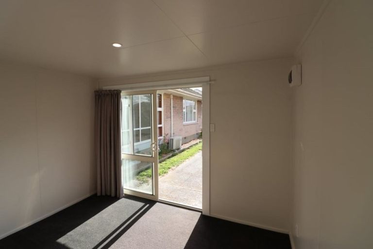 Photo of property in 1 Ballantyne Avenue, Upper Riccarton, Christchurch, 8041