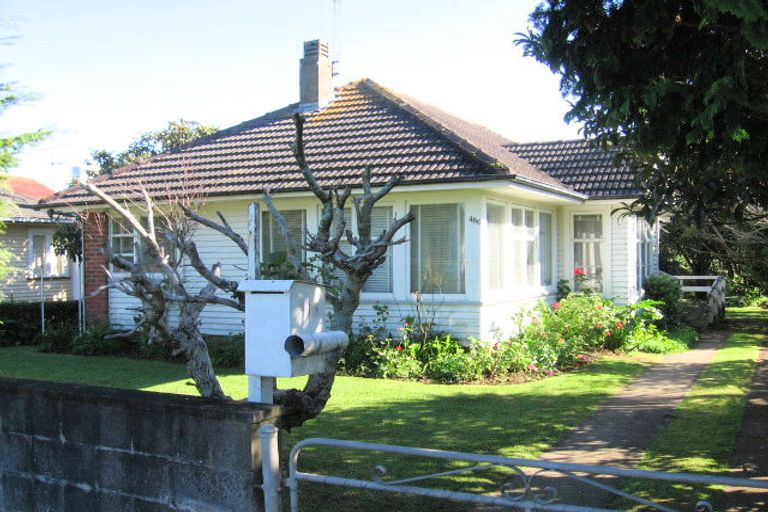 Photo of property in 480 East Coast Road, Windsor Park, Auckland, 0630