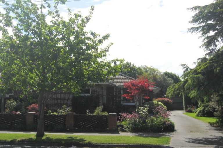 Photo of property in 9 Martbern Crescent, Bishopdale, Christchurch, 8053