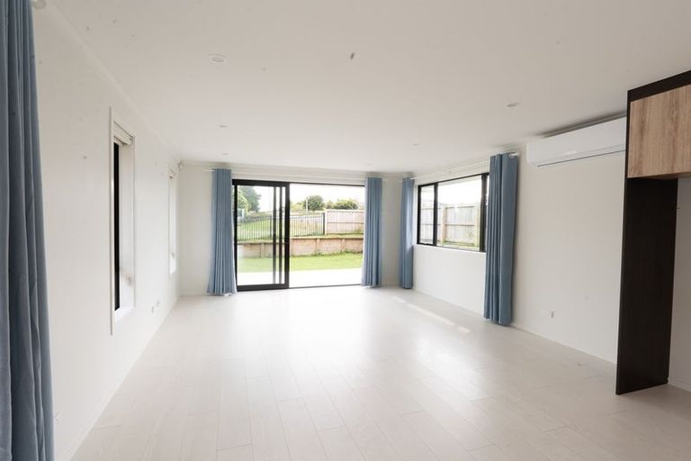 Photo of property in 79 Murray Ward Drive, Te Kauwhata, 3710