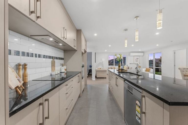 Photo of property in 129 Hillpark Drive, Pokeno, 2402