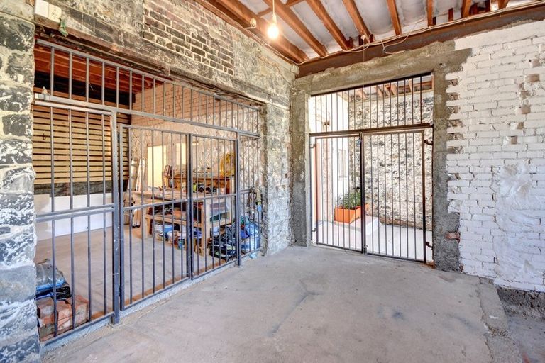 Photo of property in 6 Fernhill Street, Dunedin Central, Dunedin, 9016