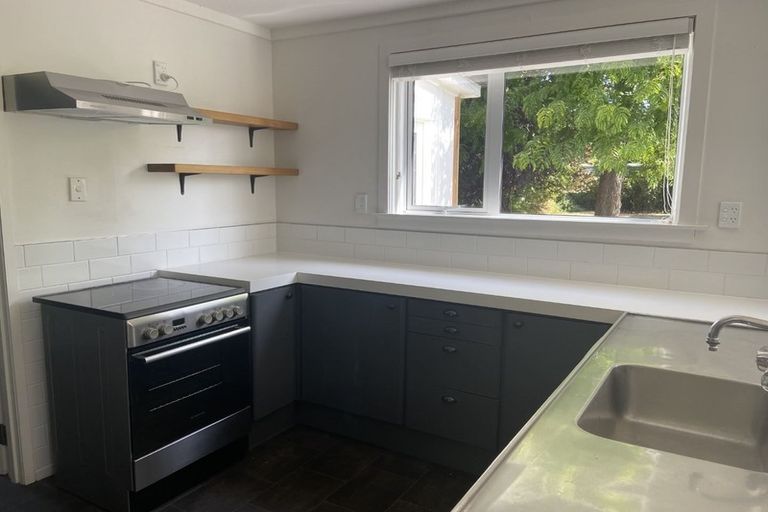 Photo of property in 33 Vagues Road, Northcote, Christchurch, 8052