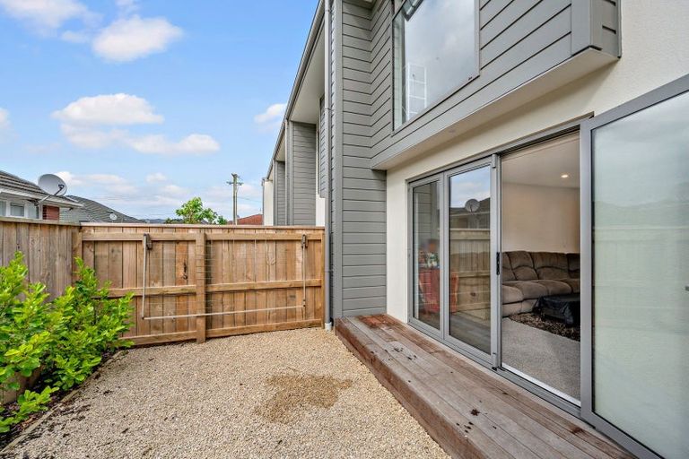 Photo of property in 2/5 Taine Street, Taita, Lower Hutt, 5011