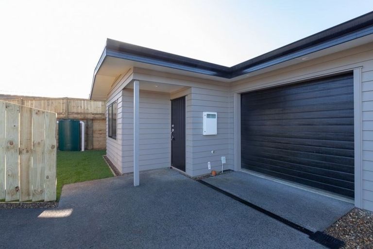 Photo of property in 2/19 Onukutara Place, Huntington, Hamilton, 3281