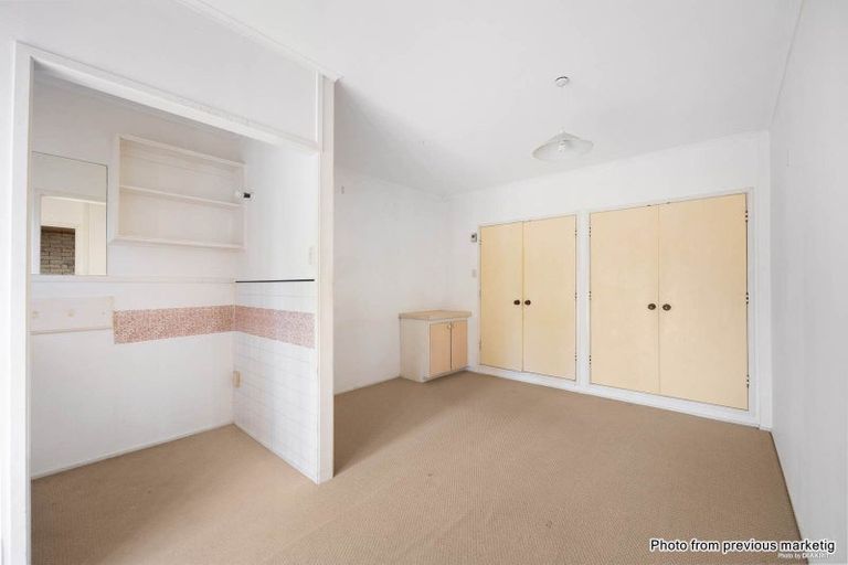 Photo of property in 434 Don Buck Road, Massey, Auckland, 0614