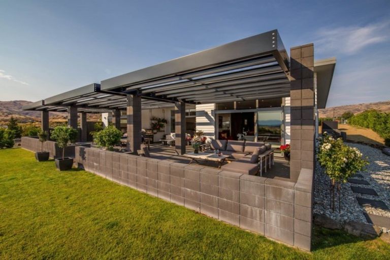 Photo of property in 8b Terrace Street, Bannockburn, Cromwell, 9384