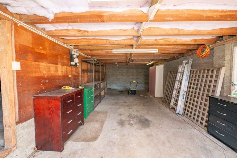 Photo of property in 83 Easther Crescent, Kew, Dunedin, 9012