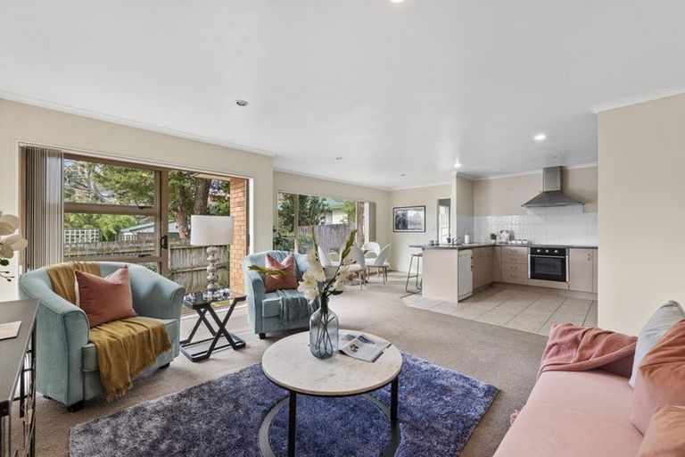 Photo of property in 17a Valley Road, Waiuku, 2123