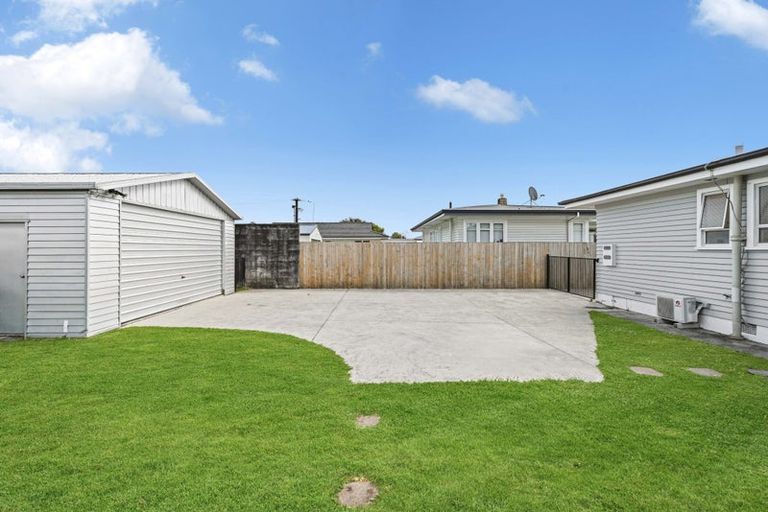 Photo of property in 26 Oxford Street, Fairfield, Hamilton, 3214