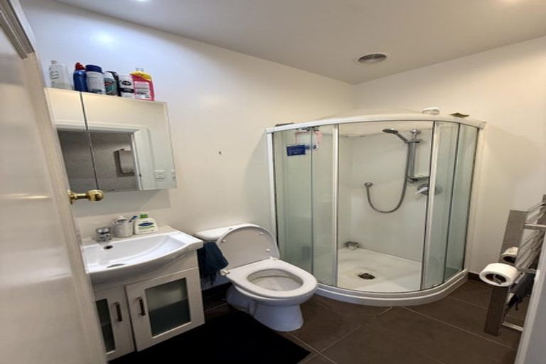 Photo of property in 339 Karori Road, Karori, Wellington, 6012