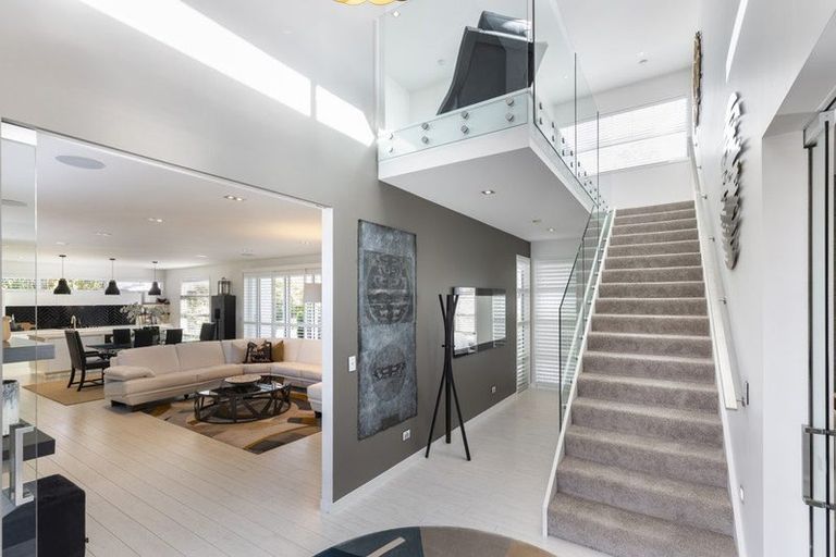 Photo of property in 55 Merivale Lane, Merivale, Christchurch, 8014