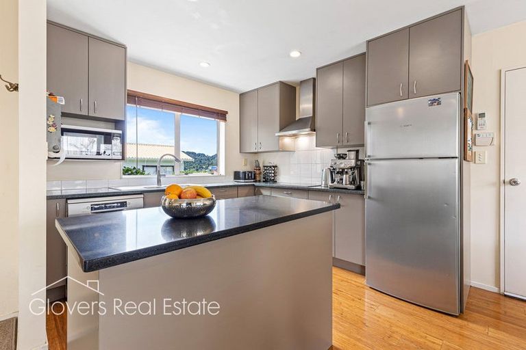 Photo of property in 2b Matama Road, Glen Eden, Auckland, 0602