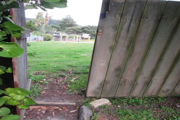 Photo of property in 404 Muritai Road, Eastbourne, Lower Hutt, 5013