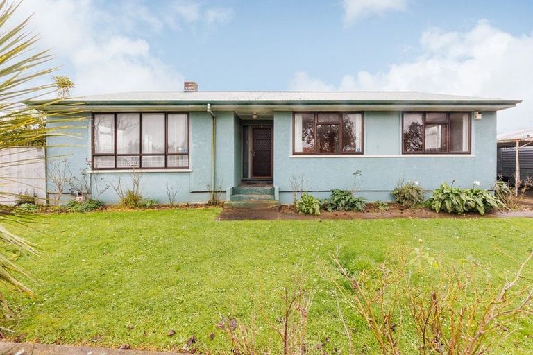 Photo of property in 64 Highbury Avenue, Highbury, Palmerston North, 4412