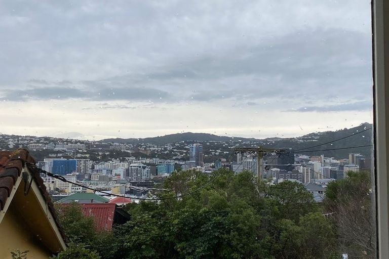 Photo of property in 107 Majoribanks Street, Mount Victoria, Wellington, 6011