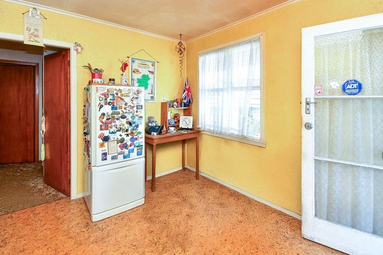 Photo of property in 59 Myers Road, Manurewa East, Auckland, 2102