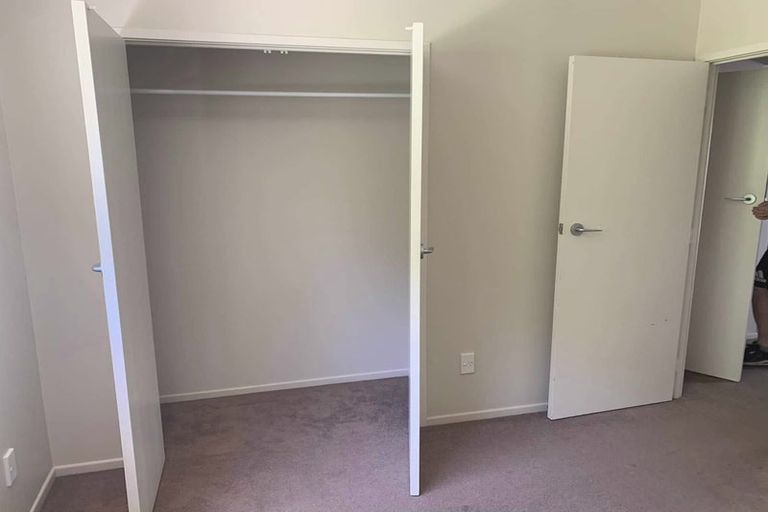 Photo of property in 33 Surf Road, Stanmore Bay, Whangaparaoa, 0932