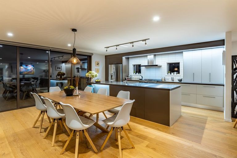 Photo of property in 8 Hari Way, Mapua, 7005