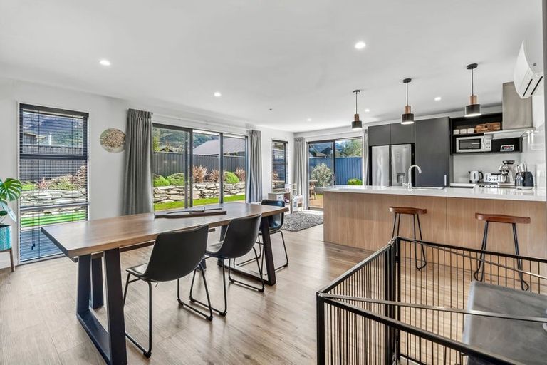 Photo of property in 18 Swan Street, Lake Hawea, Wanaka, 9382