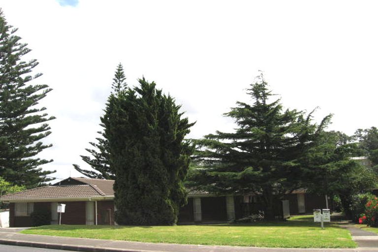 Photo of property in 1/17 Omana Road, Milford, Auckland, 0620