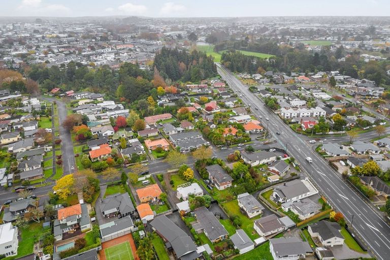 Photo of property in 24 Maeroa Road, Beerescourt, Hamilton, 3200