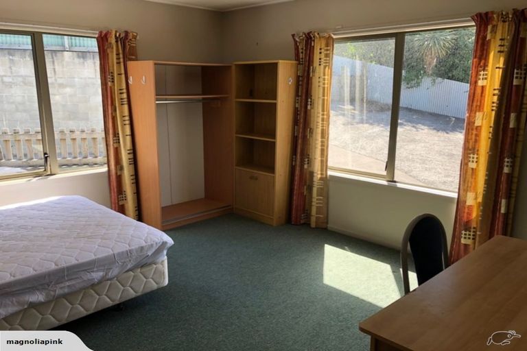 Photo of property in 2/11 Maitland Street, Dunedin Central, Dunedin, 9016