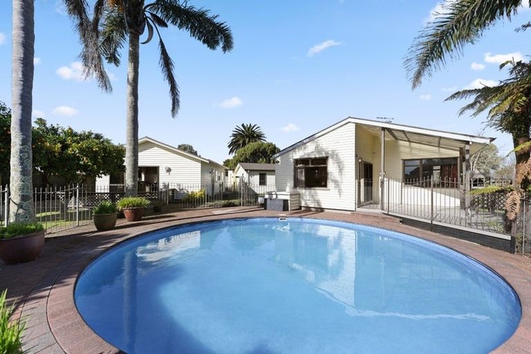 Photo of property in 12 Lydiard Place, Chartwell, Hamilton, 3210