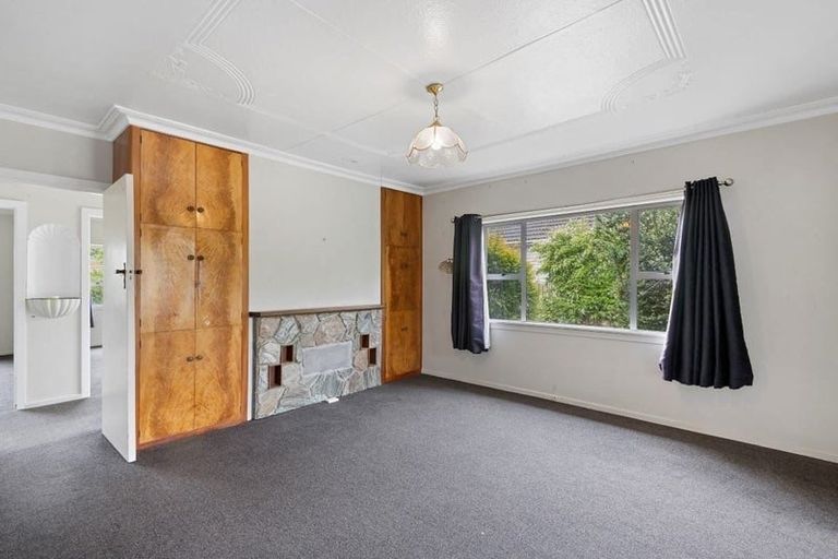 Photo of property in 21 Leistrella Road, Hoon Hay, Christchurch, 8025