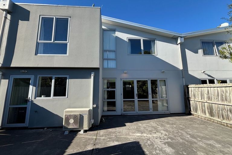 Photo of property in 30d Lyndon Street, Riccarton, Christchurch, 8041