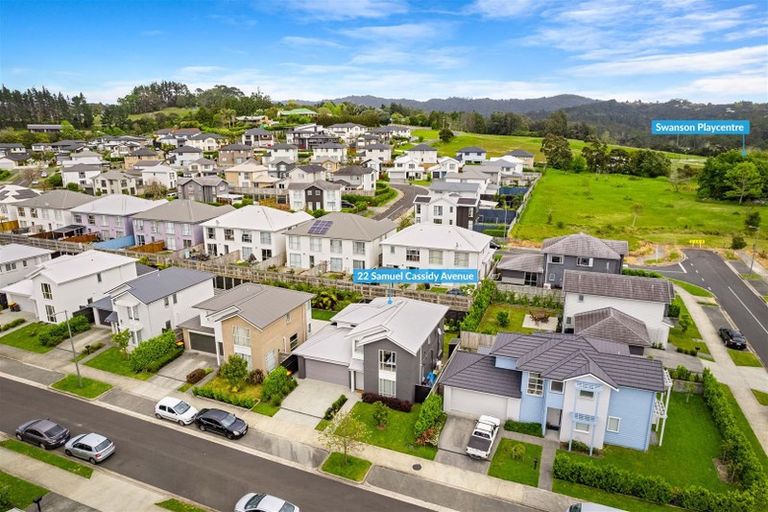 Photo of property in 22 Samuel Cassidy Avenue, Swanson, Auckland, 0614