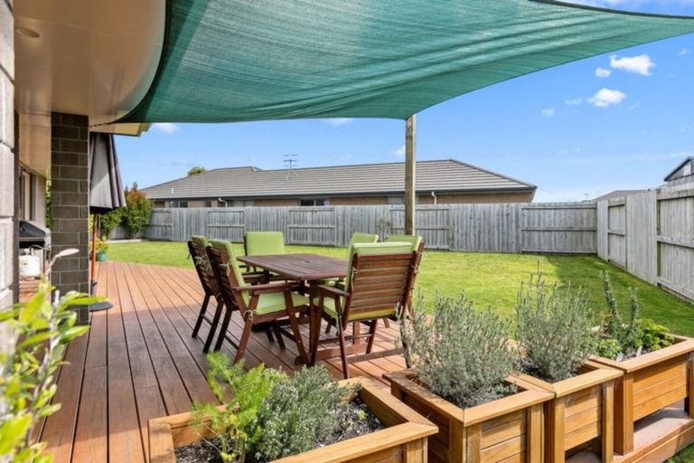 Photo of property in 141 Doncaster Drive, Papamoa Beach, Papamoa, 3118