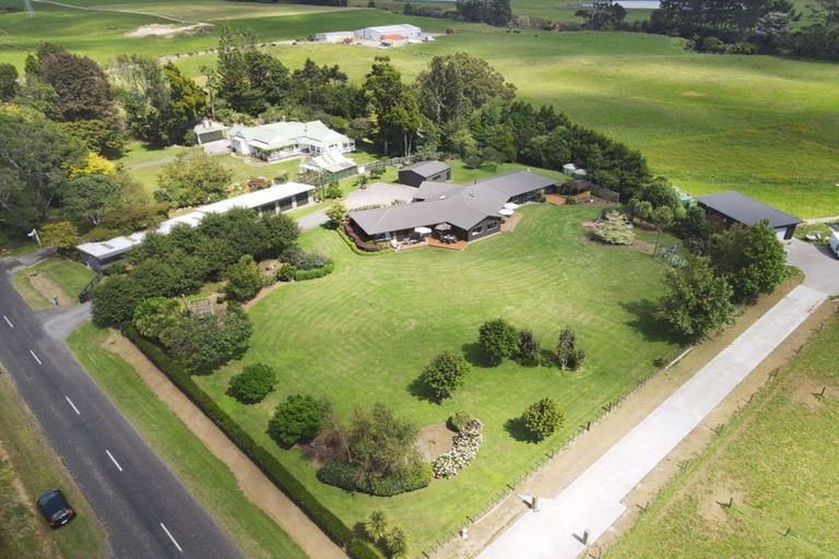 Photo of property in 126 Wortley Road, Lepperton, New Plymouth, 4373