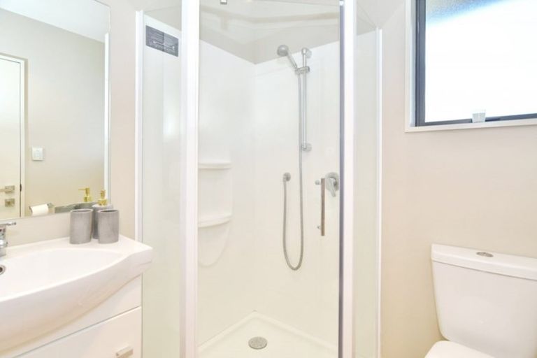 Photo of property in 29 Roberts Road, Hei Hei, Christchurch, 8042