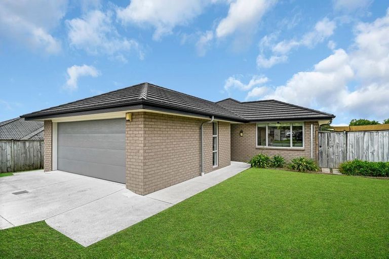 Photo of property in 21 Parkgrove Crescent, Pokeno, 2402