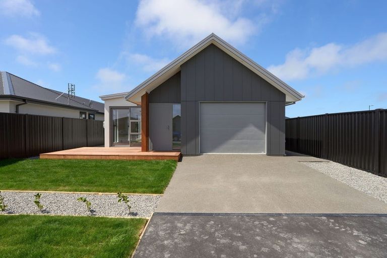 Photo of property in 12 Pender Street, Kaiapoi, 7630