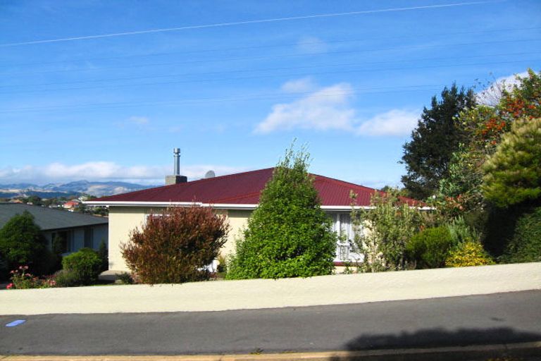 Photo of property in 102 Centennial Avenue, Helensburgh, Dunedin, 9010