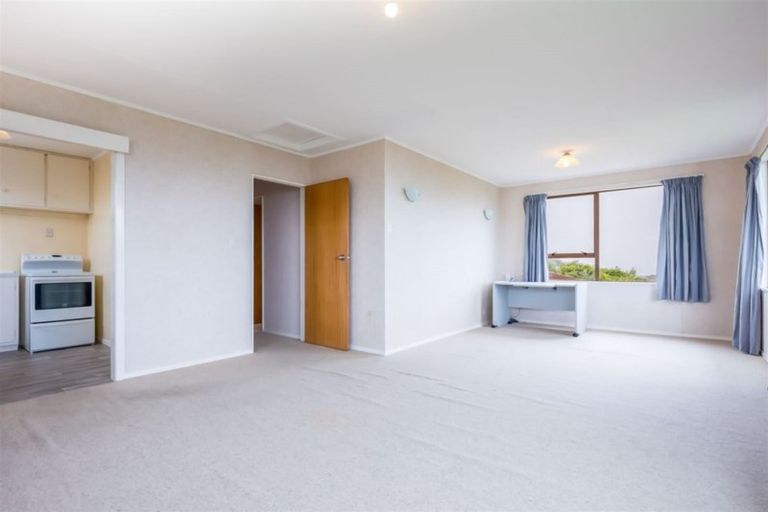 Photo of property in 15a Lenox Grove, Johnsonville, Wellington, 6037