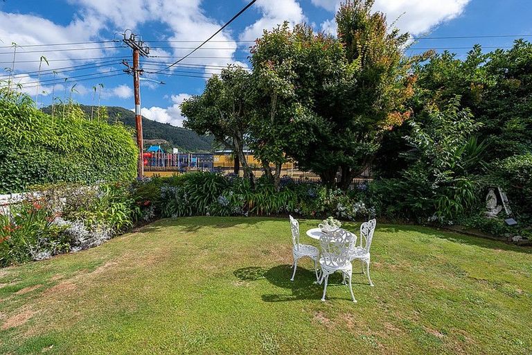 Photo of property in 214 Clayton Road, Mangakakahi, Rotorua, 3015